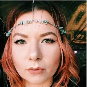 Turquoise chain headpiece